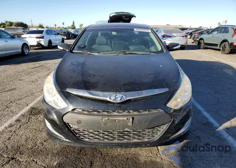 2013 Hyundai Sonata Hybrid из США, поврежденный, VIN KMHEC4A43DA071937